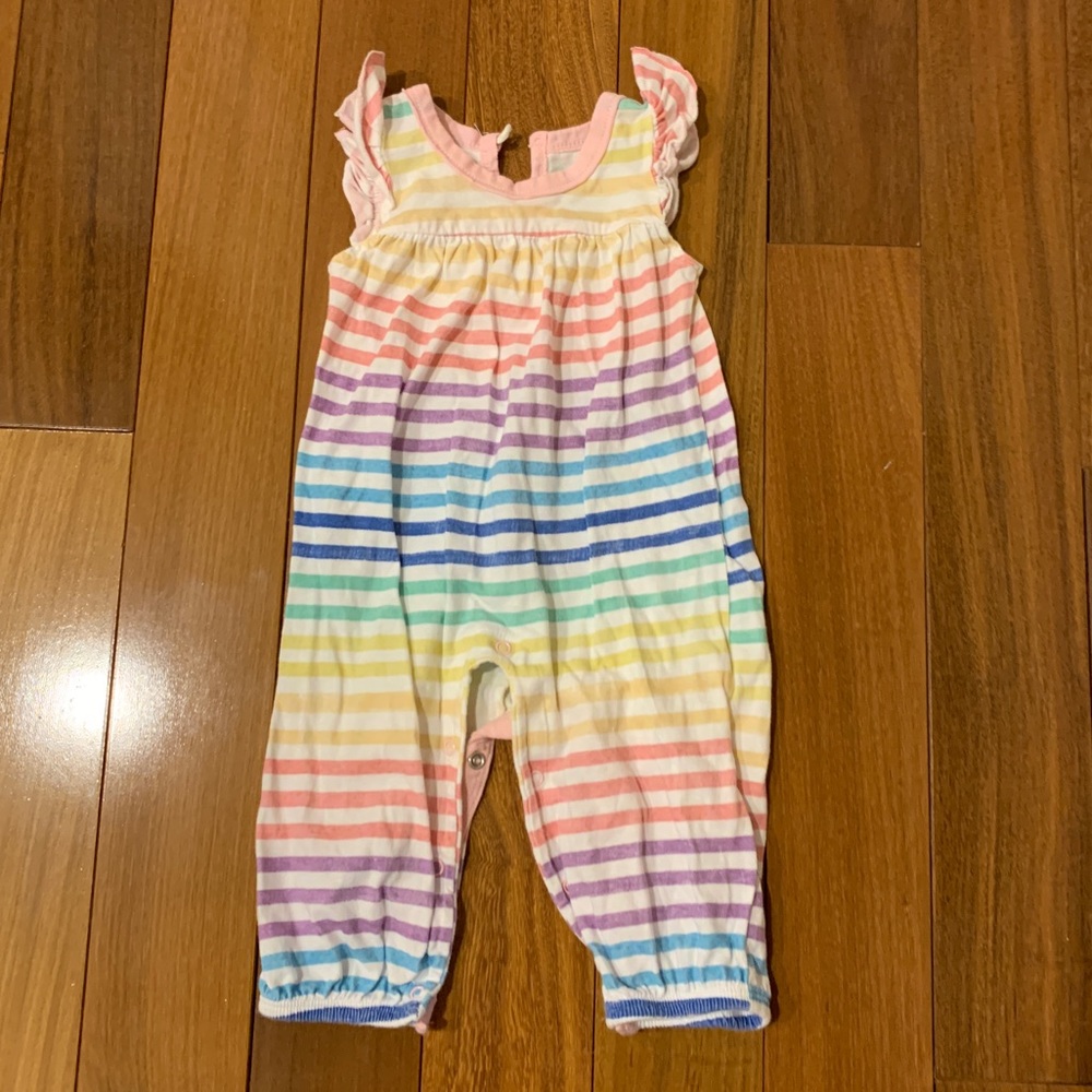 Baby girl sleeveless rainbow one piece size newborn